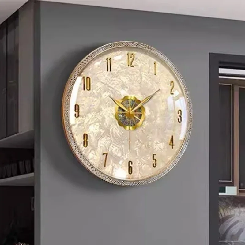 Lighting Home Decor Wall Clocks - モダンライトラグジュアリーリビングルーム壁掛け時計 部屋の装飾 ホームデコレーションアイテム 丸型メタル壁掛け時計 ガーデンウォッチ 時計
